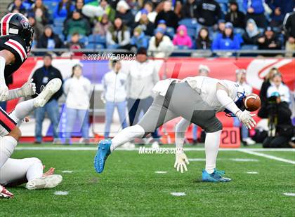 Thumbnail 2 in Fairhaven vs Salem (MIAA D6 Final) photogallery.
