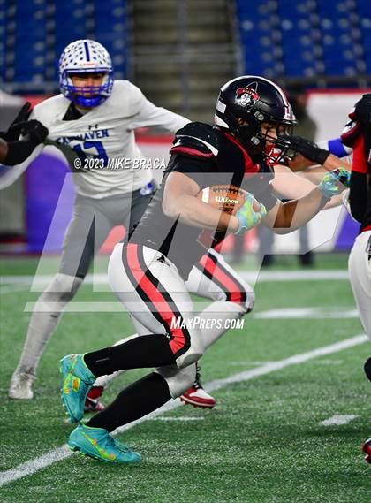 Thumbnail 1 in Fairhaven vs Salem (MIAA D6 Final) photogallery.
