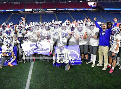 Thumbnail 1 in Fairhaven vs Salem (MIAA D6 Final) photogallery.