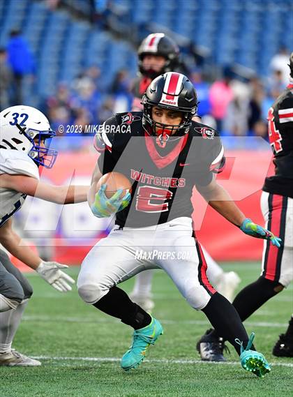Thumbnail 1 in Fairhaven vs Salem (MIAA D6 Final) photogallery.