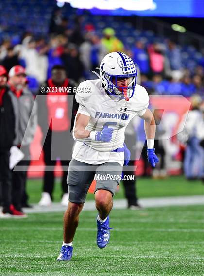 Thumbnail 2 in Fairhaven vs Salem (MIAA D6 Final) photogallery.