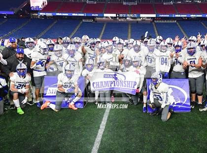 Thumbnail 2 in Fairhaven vs Salem (MIAA D6 Final) photogallery.