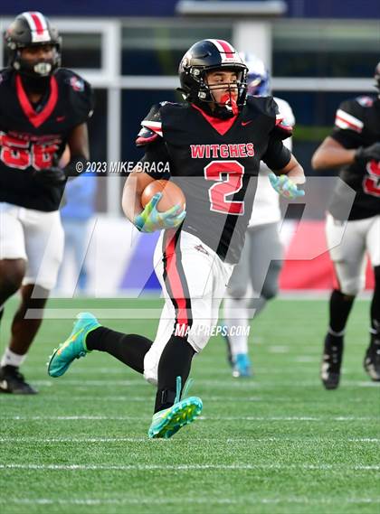 Thumbnail 1 in Fairhaven vs Salem (MIAA D6 Final) photogallery.