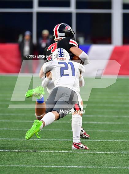 Thumbnail 3 in Fairhaven vs Salem (MIAA D6 Final) photogallery.