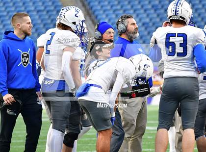 Thumbnail 2 in Fairhaven vs Salem (MIAA D6 Final) photogallery.
