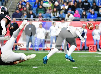 Thumbnail 1 in Fairhaven vs Salem (MIAA D6 Final) photogallery.