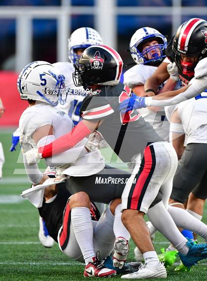 Thumbnail 3 in Fairhaven vs Salem (MIAA D6 Final) photogallery.