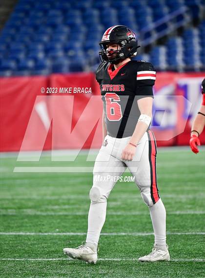 Thumbnail 3 in Fairhaven vs Salem (MIAA D6 Final) photogallery.