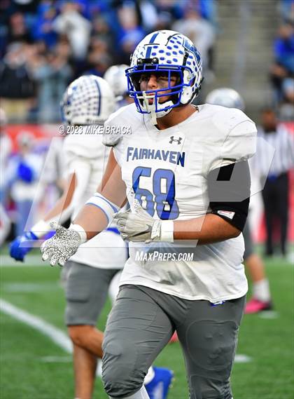 Thumbnail 1 in Fairhaven vs Salem (MIAA D6 Final) photogallery.