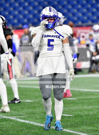 Thumbnail 3 in Fairhaven vs Salem (MIAA D6 Final) photogallery.
