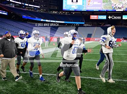 Thumbnail 3 in Fairhaven vs Salem (MIAA D6 Final) photogallery.