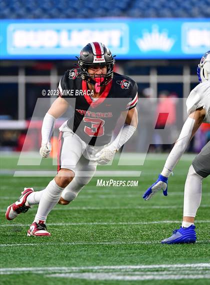 Thumbnail 3 in Fairhaven vs Salem (MIAA D6 Final) photogallery.
