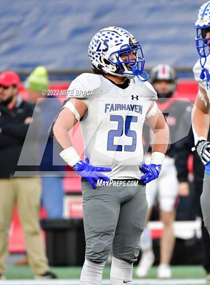 Thumbnail 2 in Fairhaven vs Salem (MIAA D6 Final) photogallery.