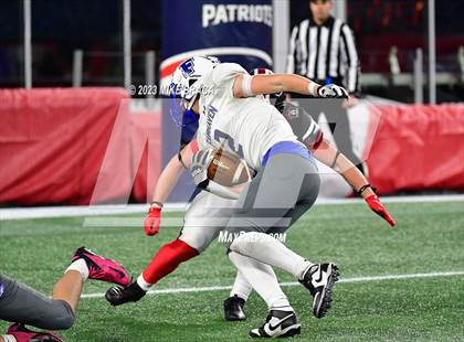 Thumbnail 2 in Fairhaven vs Salem (MIAA D6 Final) photogallery.