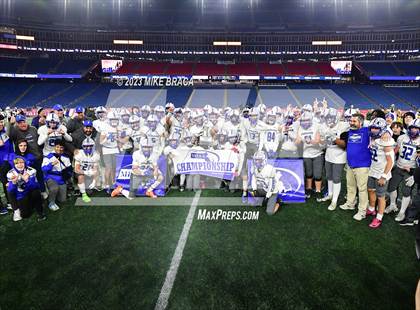 Thumbnail 1 in Fairhaven vs Salem (MIAA D6 Final) photogallery.