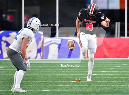 Thumbnail 3 in Fairhaven vs Salem (MIAA D6 Final) photogallery.