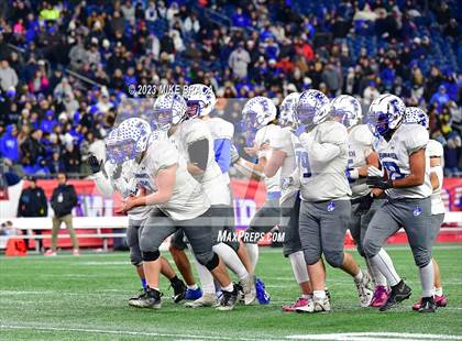 Thumbnail 3 in Fairhaven vs Salem (MIAA D6 Final) photogallery.
