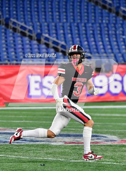 Thumbnail 1 in Fairhaven vs Salem (MIAA D6 Final) photogallery.