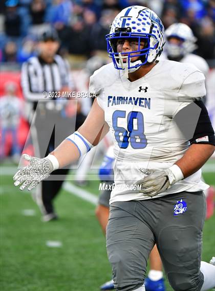 Thumbnail 2 in Fairhaven vs Salem (MIAA D6 Final) photogallery.