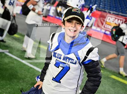 Thumbnail 2 in Fairhaven vs Salem (MIAA D6 Final) photogallery.