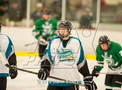 Thumbnail 3 in Highland vs. Basha Perry photogallery.