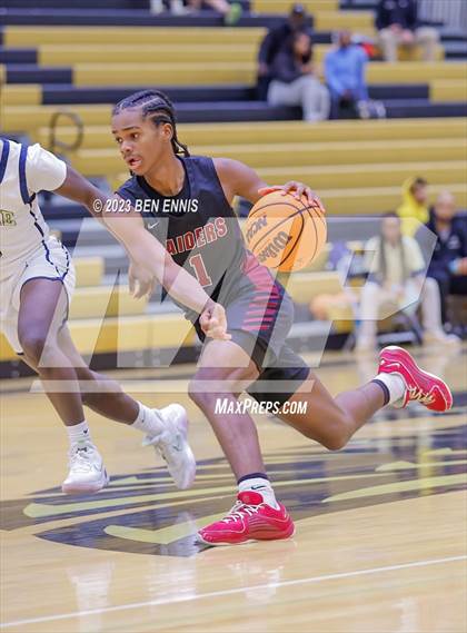 Thumbnail 2 in Alpharetta vs. Hapeville Charter (Chuck Miller Classic) photogallery.