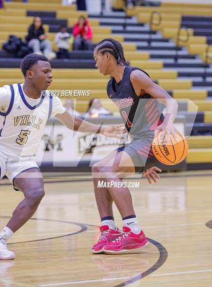 Thumbnail 3 in Alpharetta vs. Hapeville Charter (Chuck Miller Classic) photogallery.