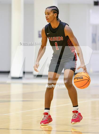 Thumbnail 3 in Alpharetta vs. Hapeville Charter (Chuck Miller Classic) photogallery.