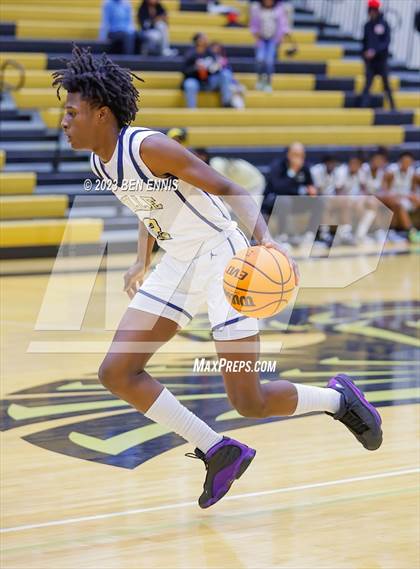 Thumbnail 2 in Alpharetta vs. Hapeville Charter (Chuck Miller Classic) photogallery.