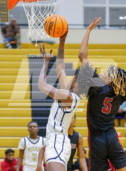 Thumbnail 1 in Alpharetta vs. Hapeville Charter (Chuck Miller Classic) photogallery.