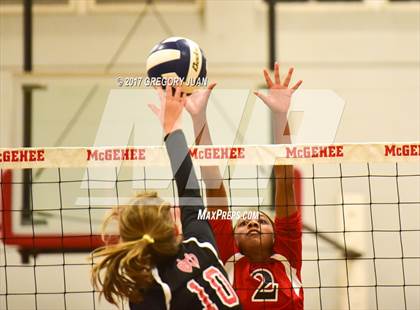 Thumbnail 2 in Academy of the Sacred Heart @ McGehee photogallery.