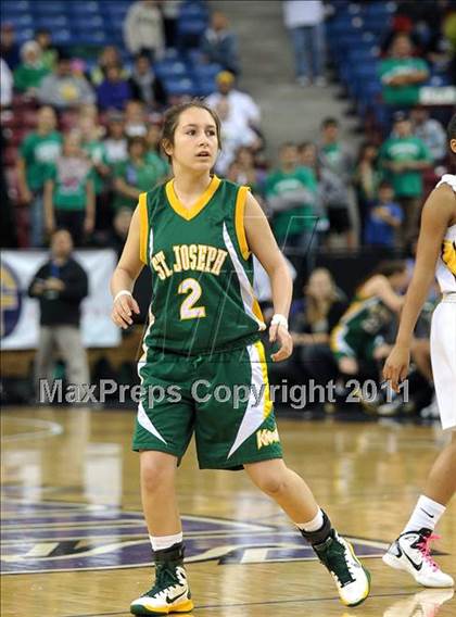 Thumbnail 3 in St. Joseph vs. Bishop O'Dowd (CIF State D3 Final) photogallery.