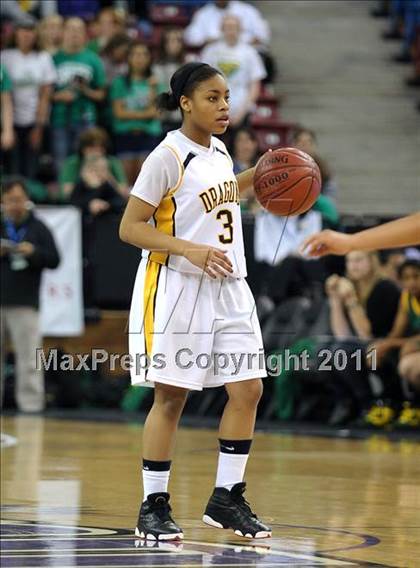 Thumbnail 3 in St. Joseph vs. Bishop O'Dowd (CIF State D3 Final) photogallery.