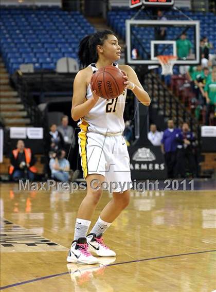 Thumbnail 2 in St. Joseph vs. Bishop O'Dowd (CIF State D3 Final) photogallery.