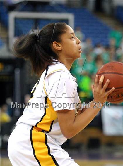 Thumbnail 1 in St. Joseph vs. Bishop O'Dowd (CIF State D3 Final) photogallery.
