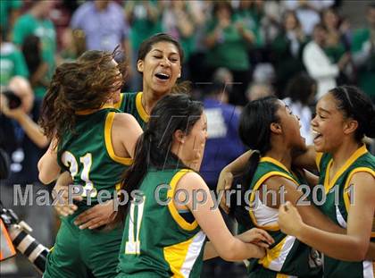 Thumbnail 1 in St. Joseph vs. Bishop O'Dowd (CIF State D3 Final) photogallery.