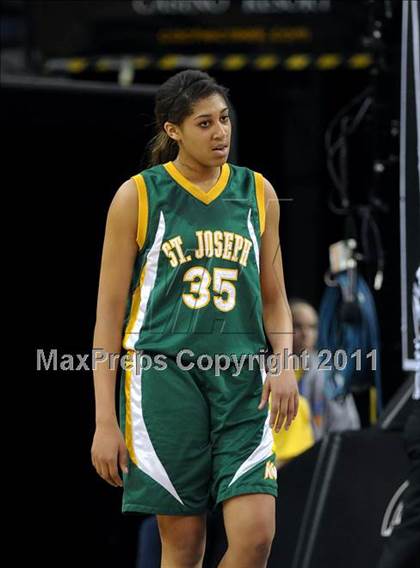 Thumbnail 1 in St. Joseph vs. Bishop O'Dowd (CIF State D3 Final) photogallery.