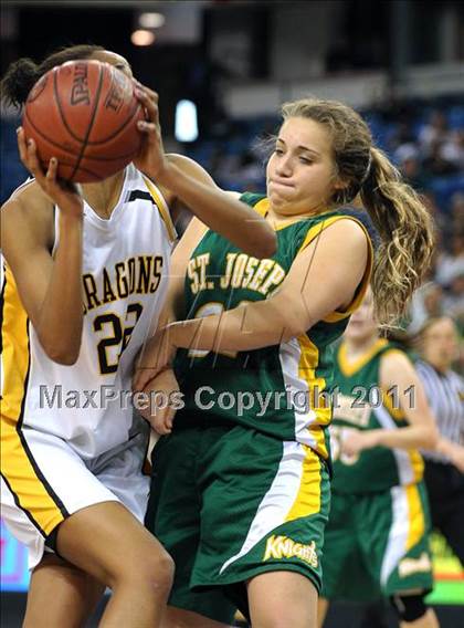 Thumbnail 1 in St. Joseph vs. Bishop O'Dowd (CIF State D3 Final) photogallery.