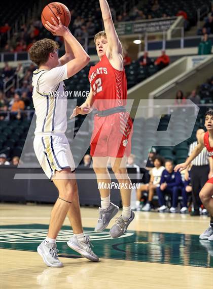 Thumbnail 3 in Notre Dame vs Trimble (OHSAA Division IV Southeast 2 Sectional Quarterfinal) photogallery.