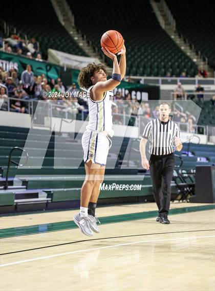 Thumbnail 2 in Notre Dame vs Trimble (OHSAA Division IV Southeast 2 Sectional Quarterfinal) photogallery.