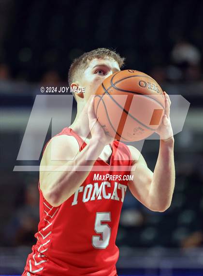 Thumbnail 3 in Notre Dame vs Trimble (OHSAA Division IV Southeast 2 Sectional Quarterfinal) photogallery.