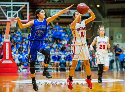 Thumbnail 3 in San Joaquin Memorial vs. Caruthers (CIF CS D5 Final) photogallery.