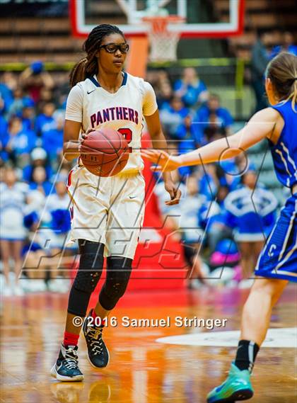 Thumbnail 3 in San Joaquin Memorial vs. Caruthers (CIF CS D5 Final) photogallery.