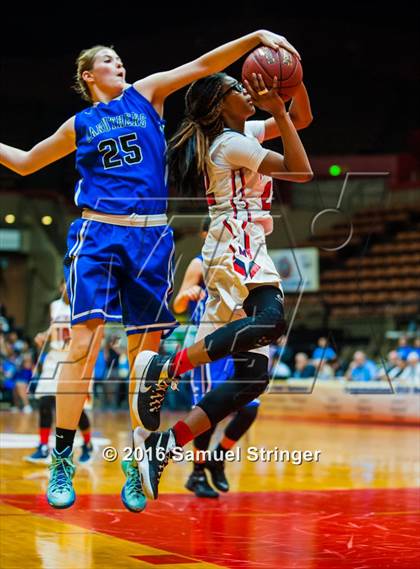 Thumbnail 2 in San Joaquin Memorial vs. Caruthers (CIF CS D5 Final) photogallery.