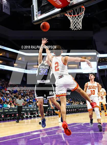 Thumbnail 2 in Davis vs. Jesuit (@ Golden One Center) photogallery.