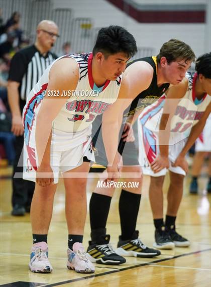 Thumbnail 1 in Owyhee vs. Eureka (NIAA 1A East Boys Championship) photogallery.