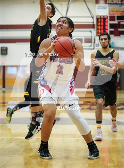 Thumbnail 2 in Owyhee vs. Eureka (NIAA 1A East Boys Championship) photogallery.