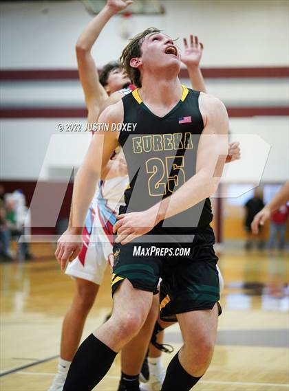 Thumbnail 3 in Owyhee vs. Eureka (NIAA 1A East Boys Championship) photogallery.