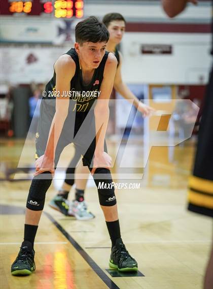 Thumbnail 2 in Owyhee vs. Eureka (NIAA 1A East Boys Championship) photogallery.