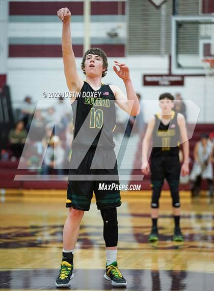 Thumbnail 2 in Owyhee vs. Eureka (NIAA 1A East Boys Championship) photogallery.